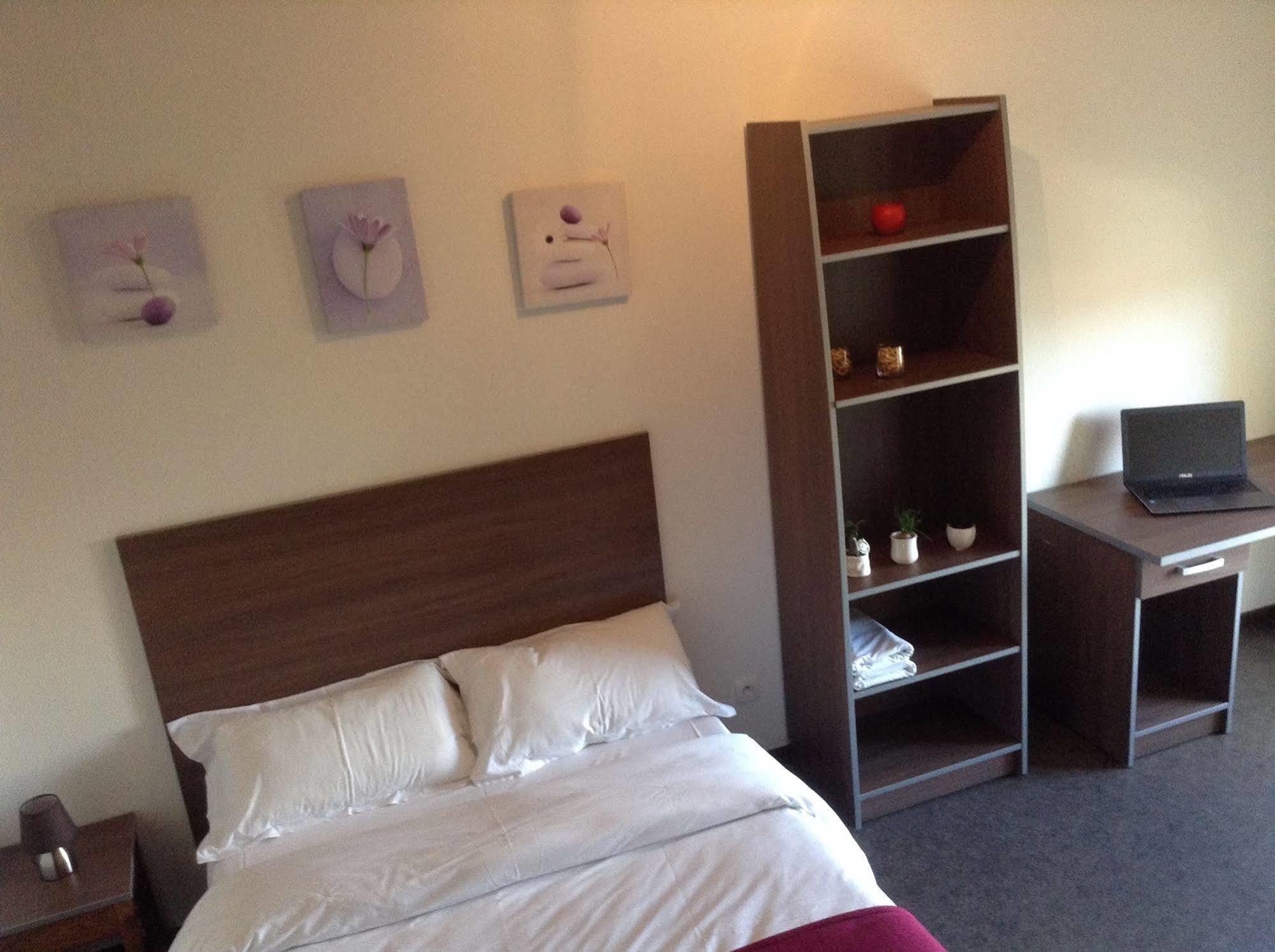 Le Patio Des Traboules Aparthotel Lyon Ngoại thất bức ảnh